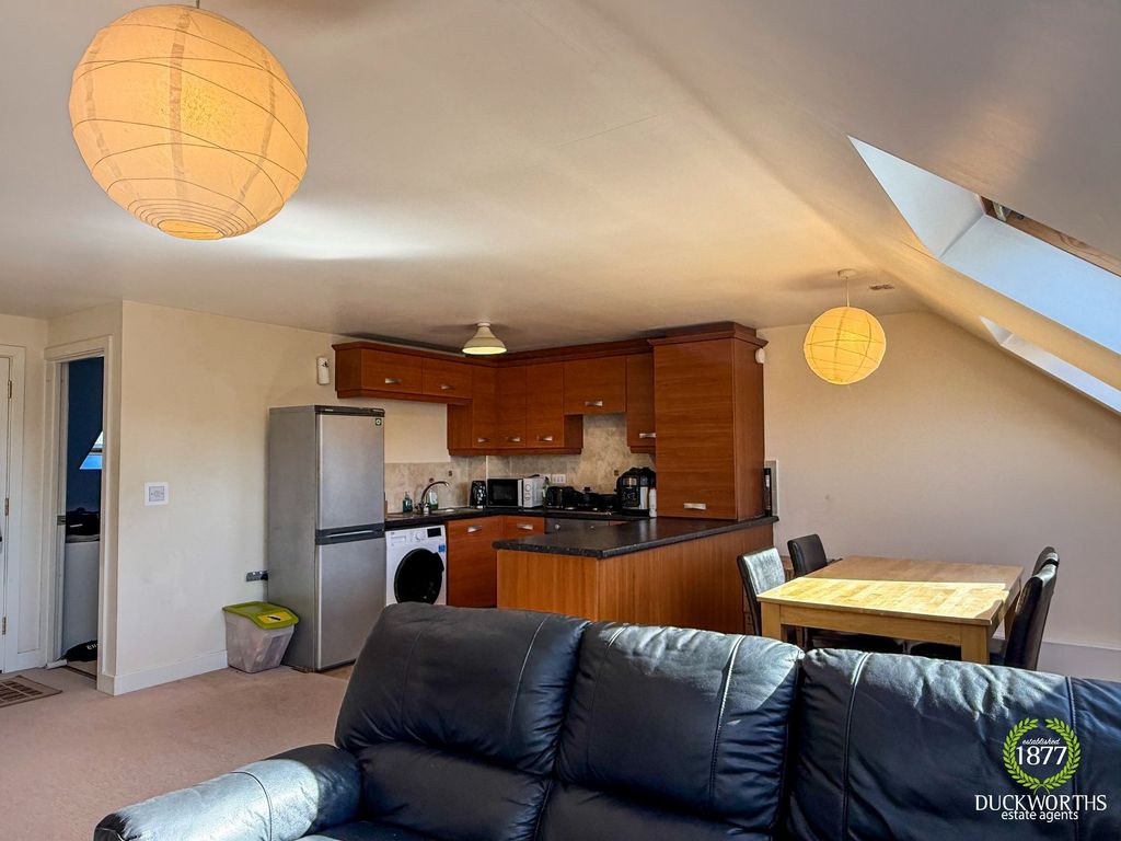 1 bed flat for saleTinker Brook Close, Oswaldtwistle BB5 photo 3