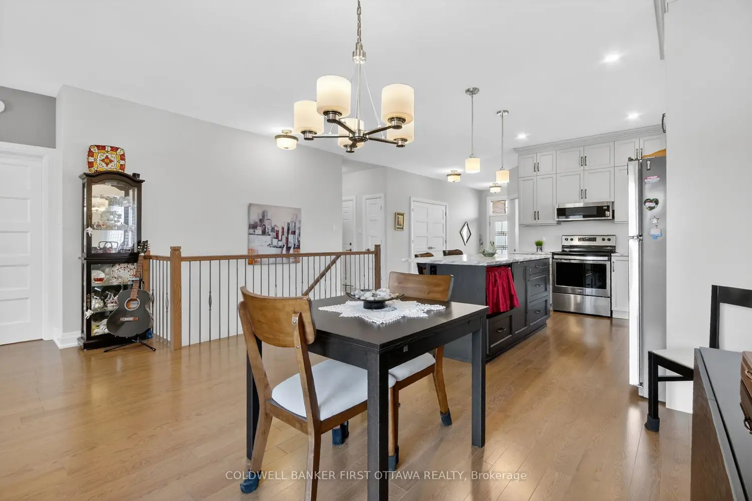 124 Lyon Street photo 5