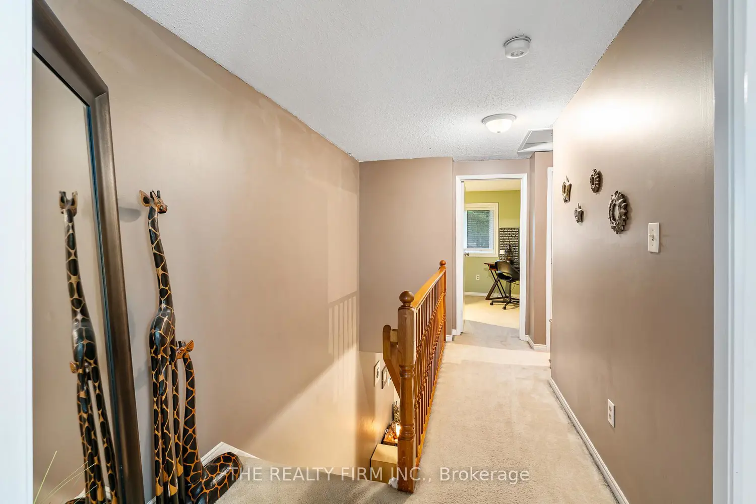 Additional image 7 of 1990 Wavell Street 67
