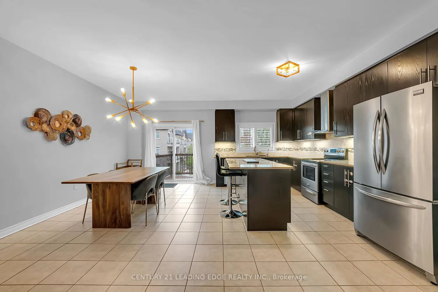 Additional image 7 of 1727 Carousel Drive