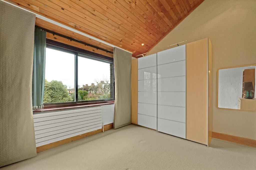 Additional image 13 of 4 bed detached house for saleHansler Grove, East Molesey, Surrey KT8