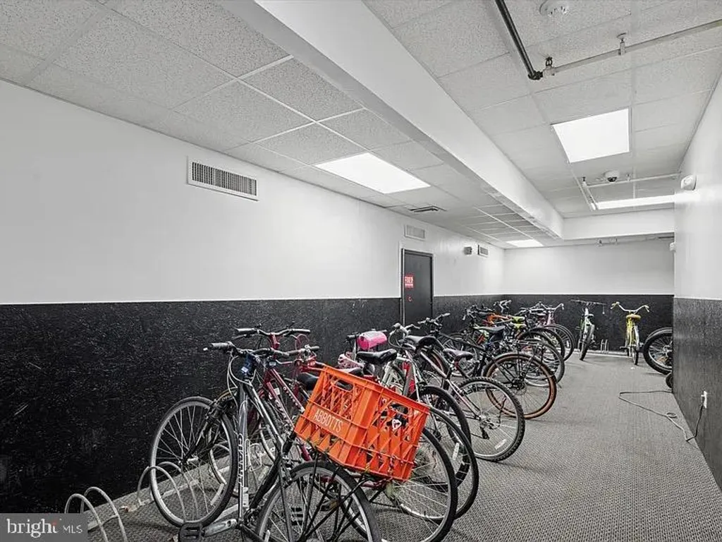 1324 Locust Street Unit 426, Philadelphia, PA 19107