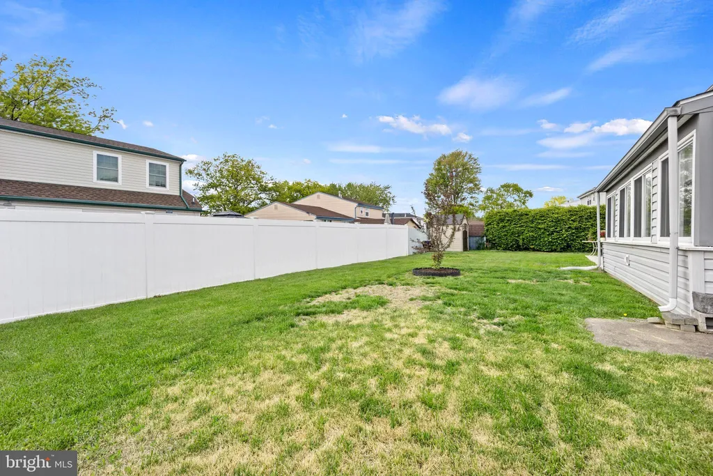 1522 Hampton Road, Bensalem, PA 19020