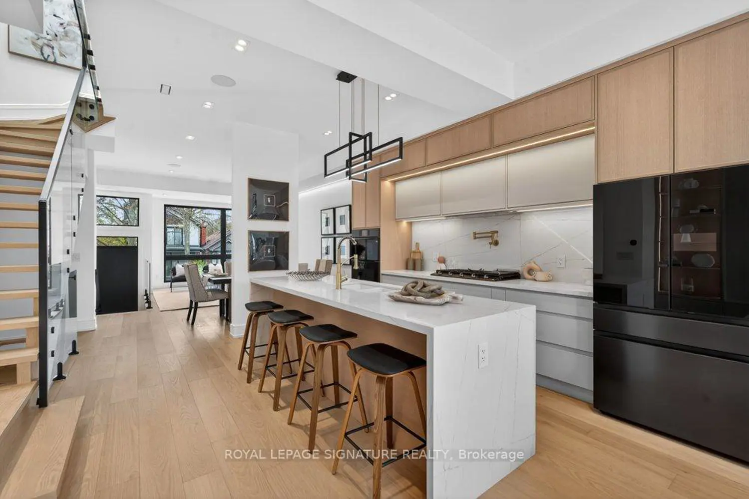Additional image 6 of 53 Lesmount Avenue