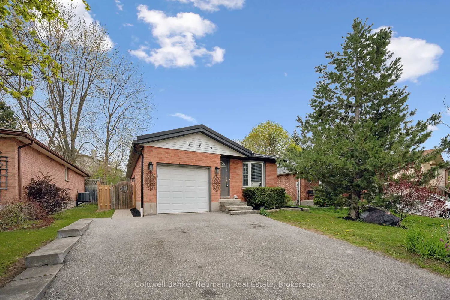 364 Imperial Road photo 2