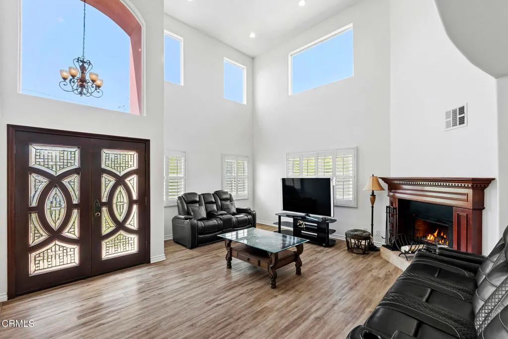 2546 Commerce Way, Commerce, CA 90040 photo 4