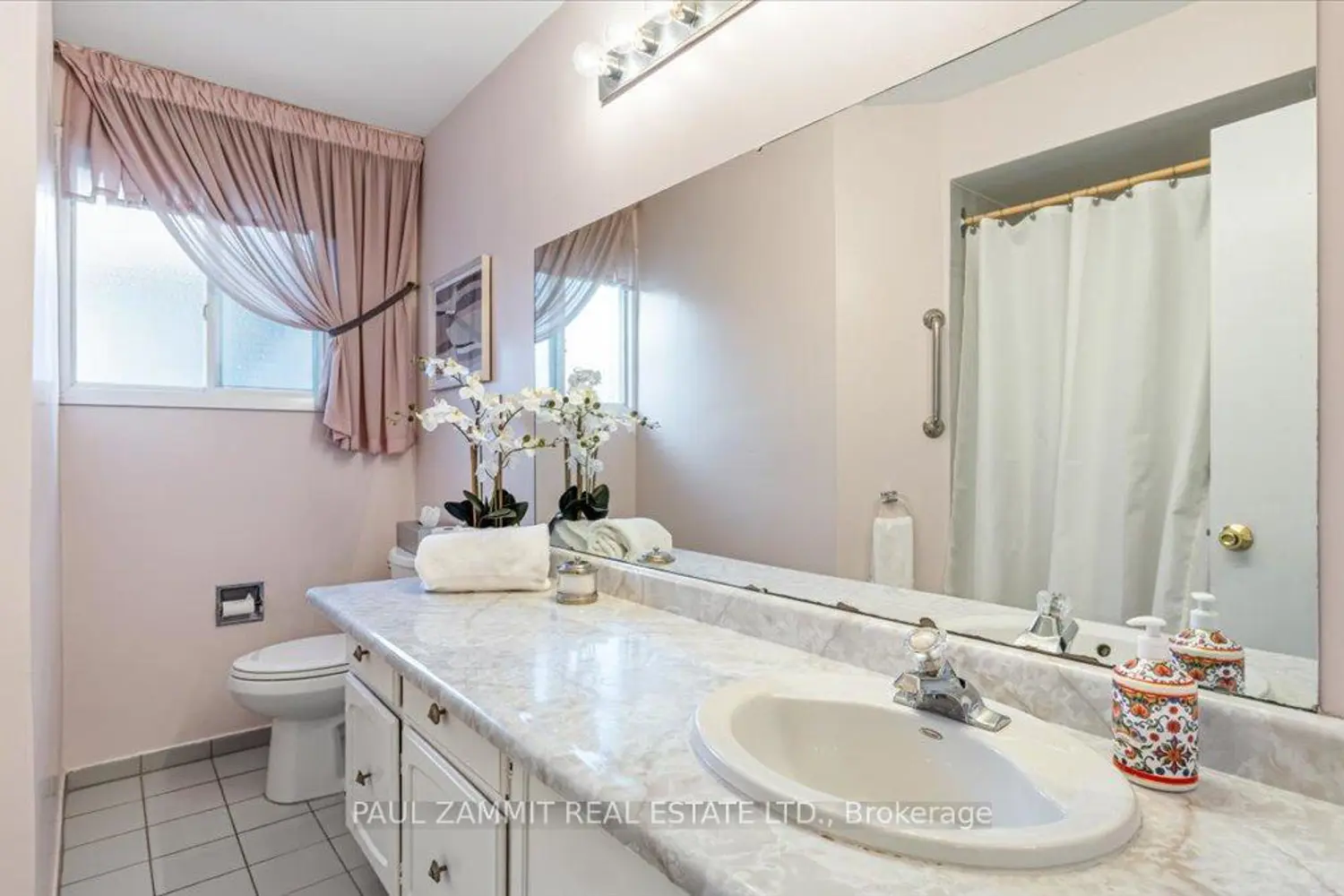 Additional image 11 of 27 Ladyslipper Court