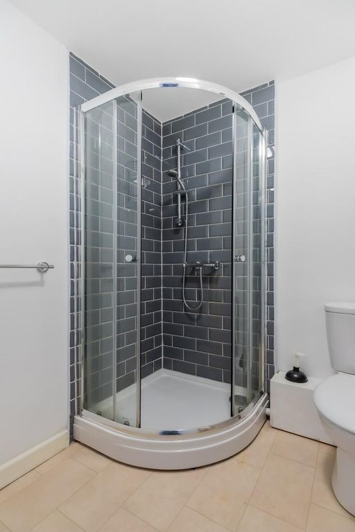 Additional image 9 of 2 bed flat for saleAndrew Road, Penarth CF64
