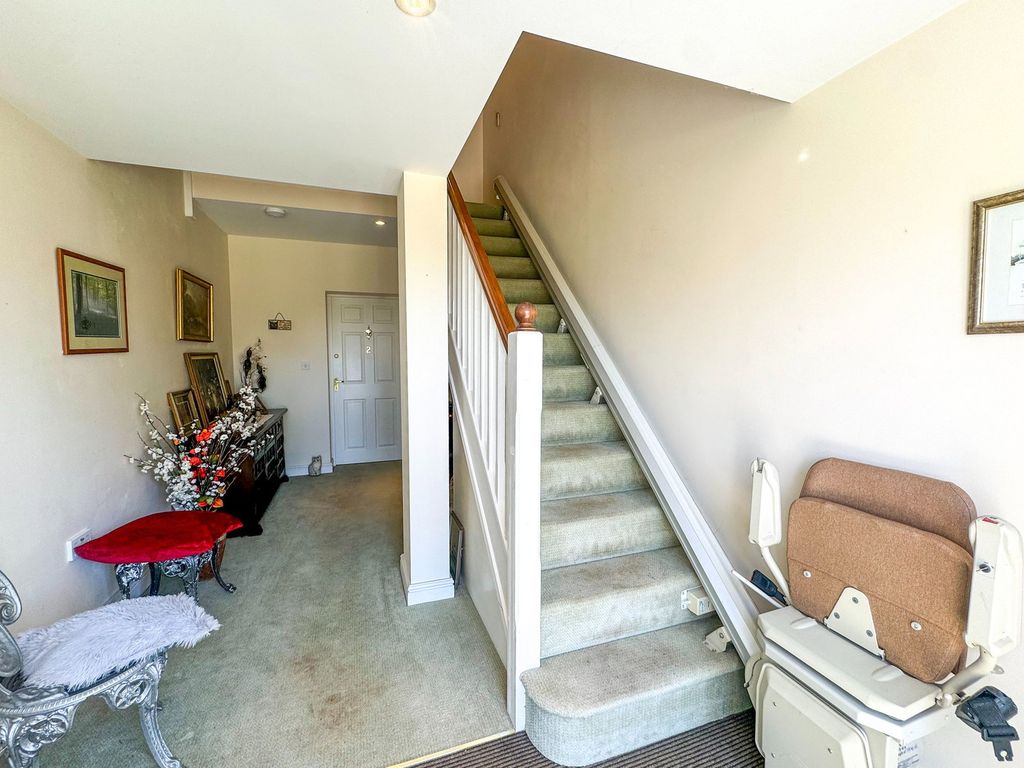 2 bed flat for saleBrockhampton Court, Brockhampton, Hereford, Herefordshire HR1 photo 4