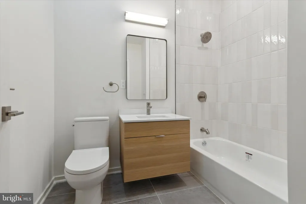 Additional image 5 of 245 N 12th Street Unit 2, Philadelphia, PA 19107