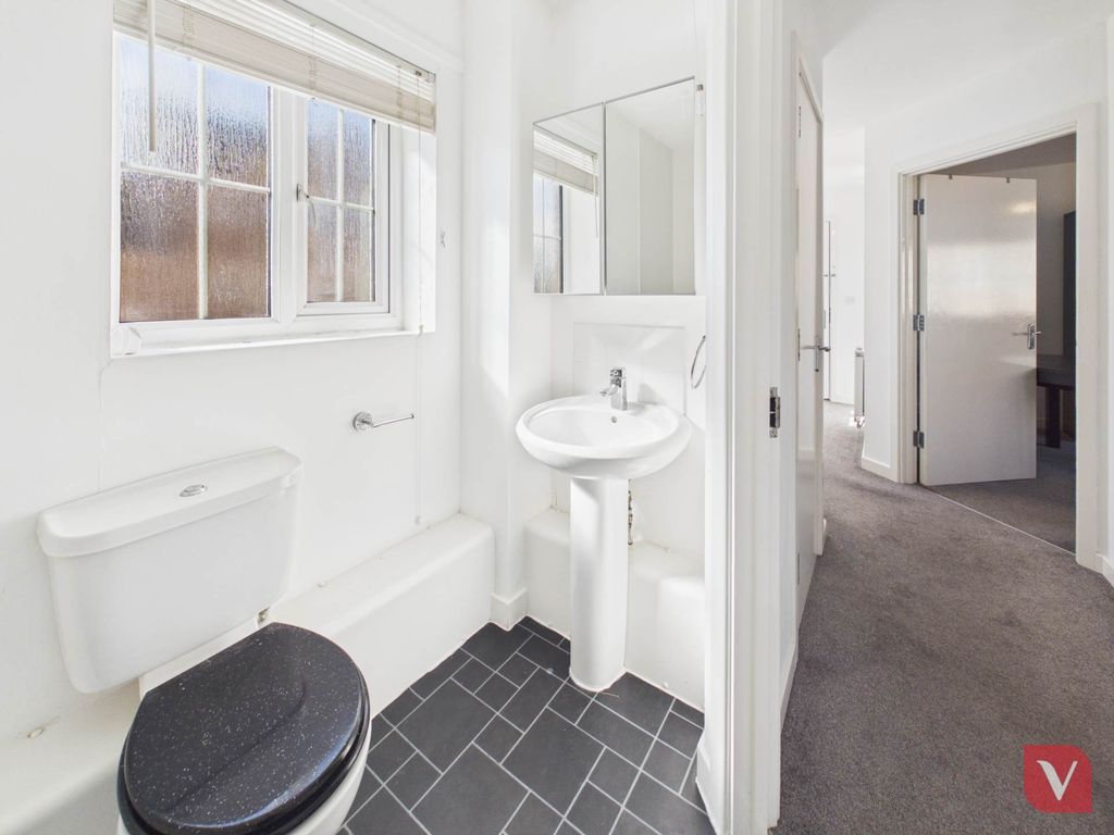 Additional image 4 of 2 bed flat for saleRussett Way, Dunstable LU5