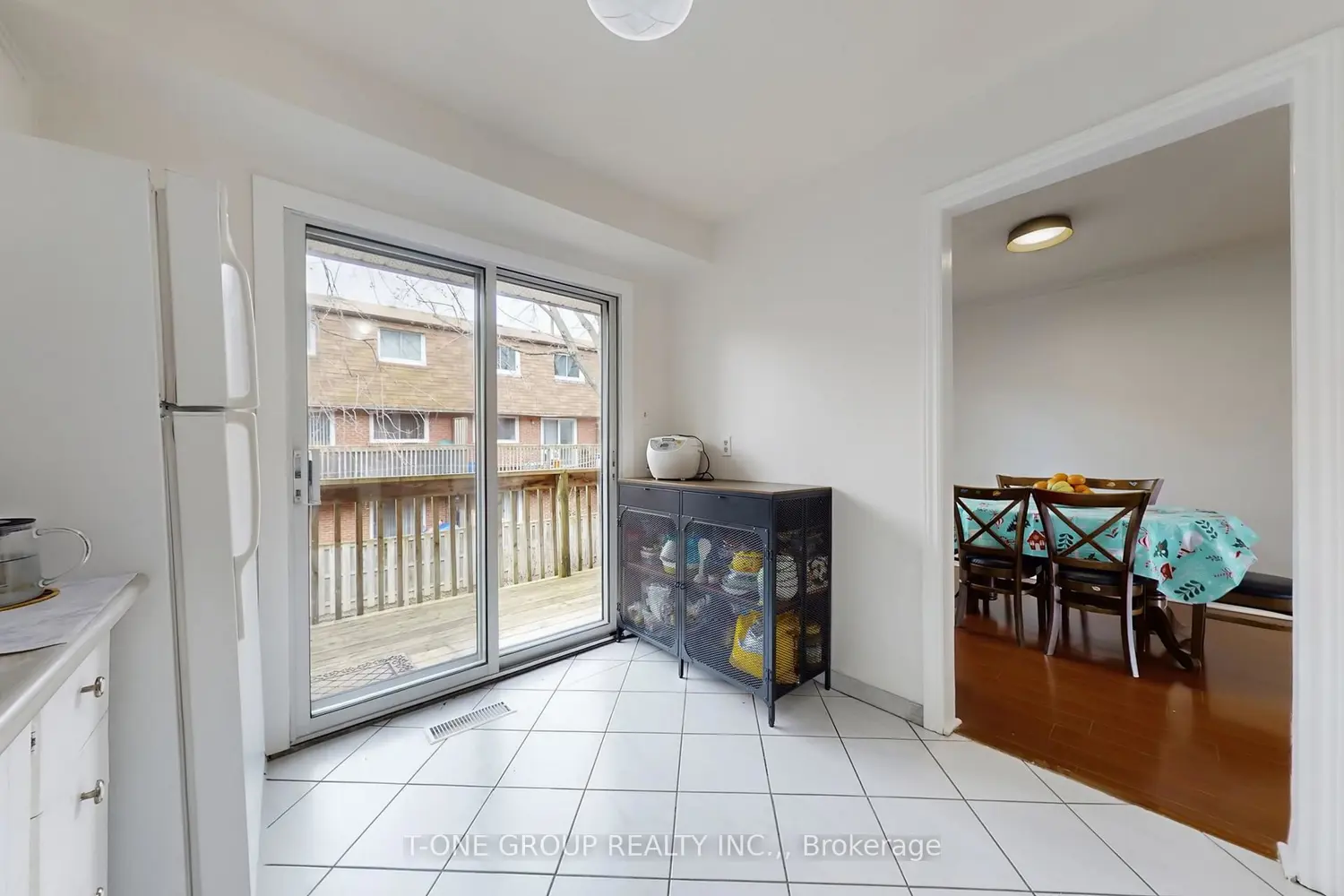 Additional image 7 of 3025 Cedarglen Gate 75