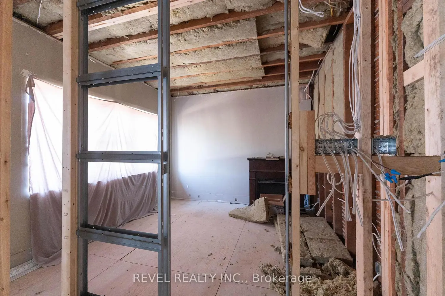 Additional image 8 of 822 Main Street