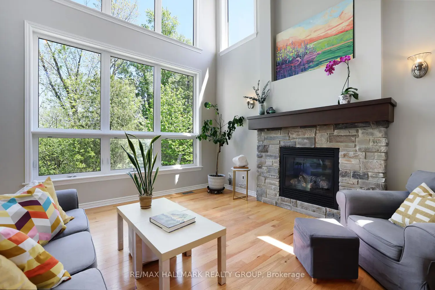 90 Stonewater Bay photo 2