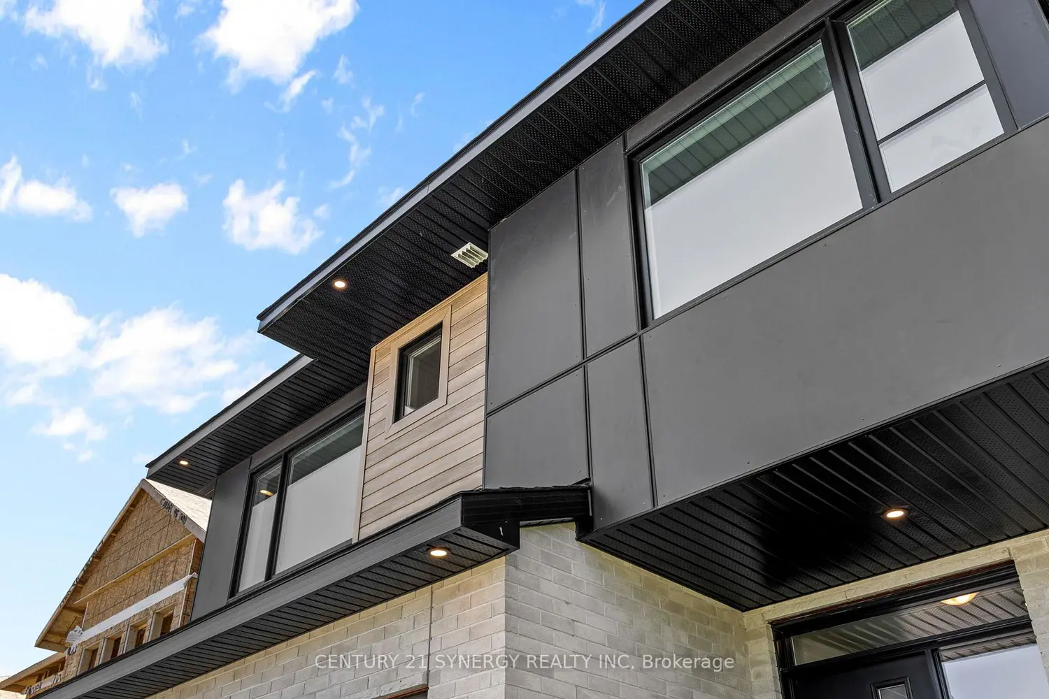 1175 Bronze Avenue photo 2
