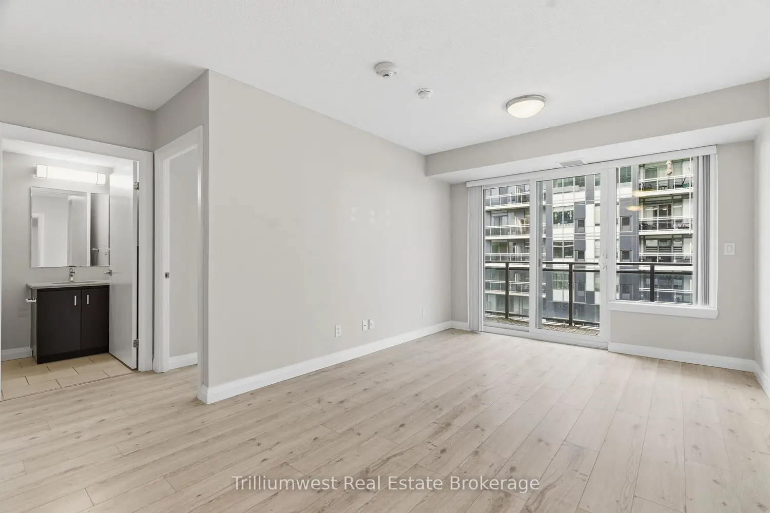 53 Arthur Street 601 photo 5