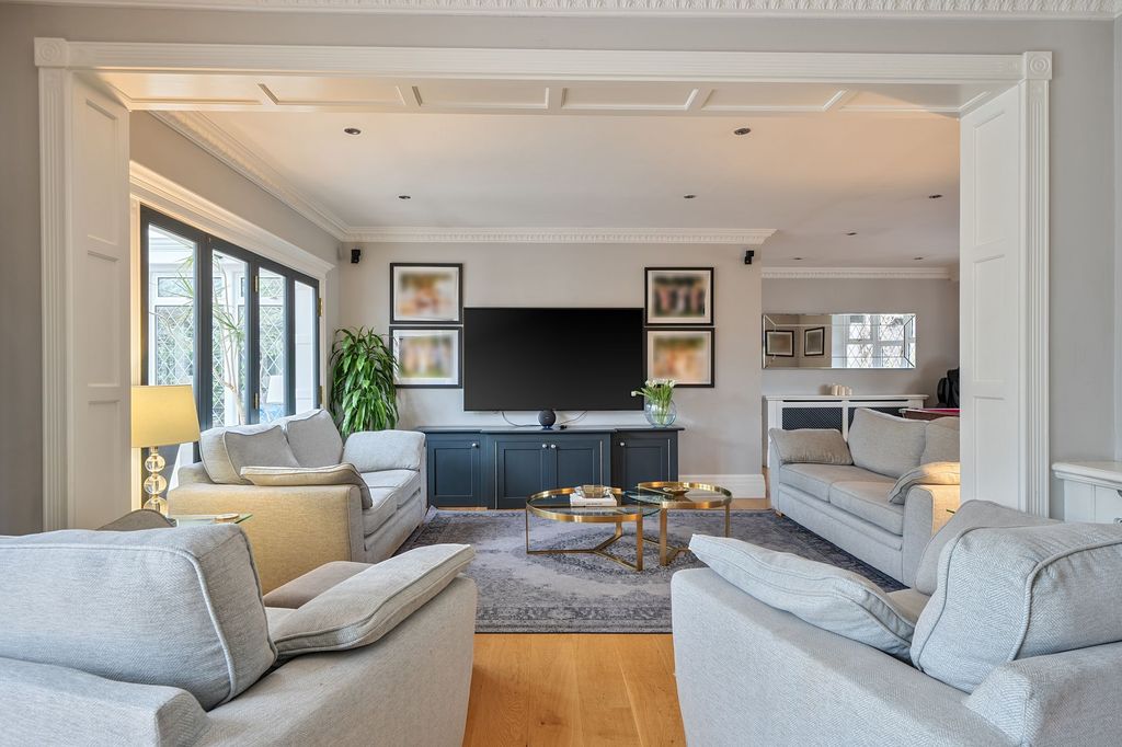 Additional image 8 of 4 bed detached house for saleThe Green, Epsom KT17