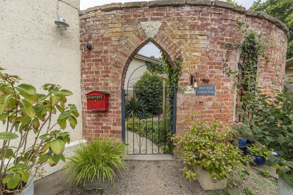 Additional image 2 of 3 bed country house for saleCompton Green Redmarley Gloucester, Gloucestershire GL19