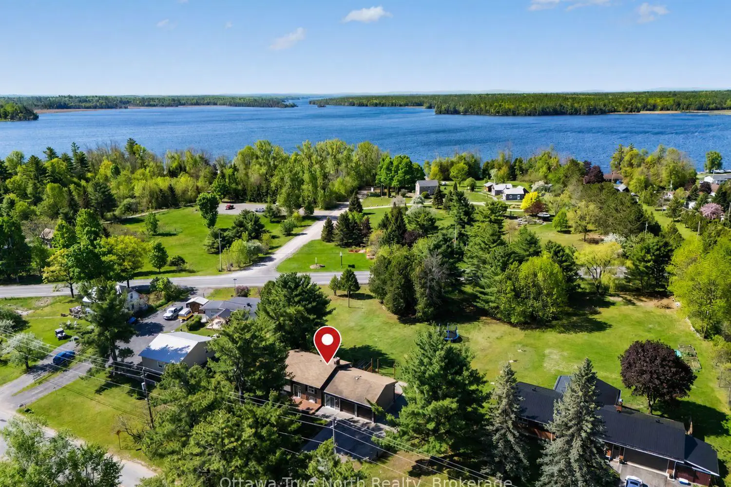 541 Mclachlan Road photo 2