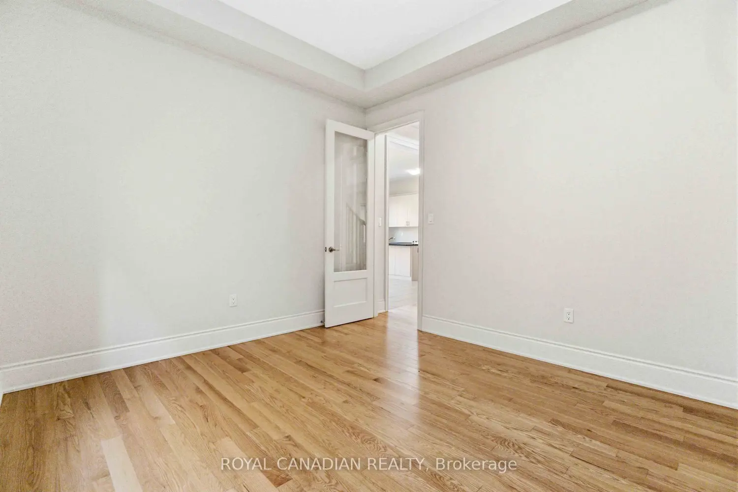 277 Wesmina Avenue photo 4