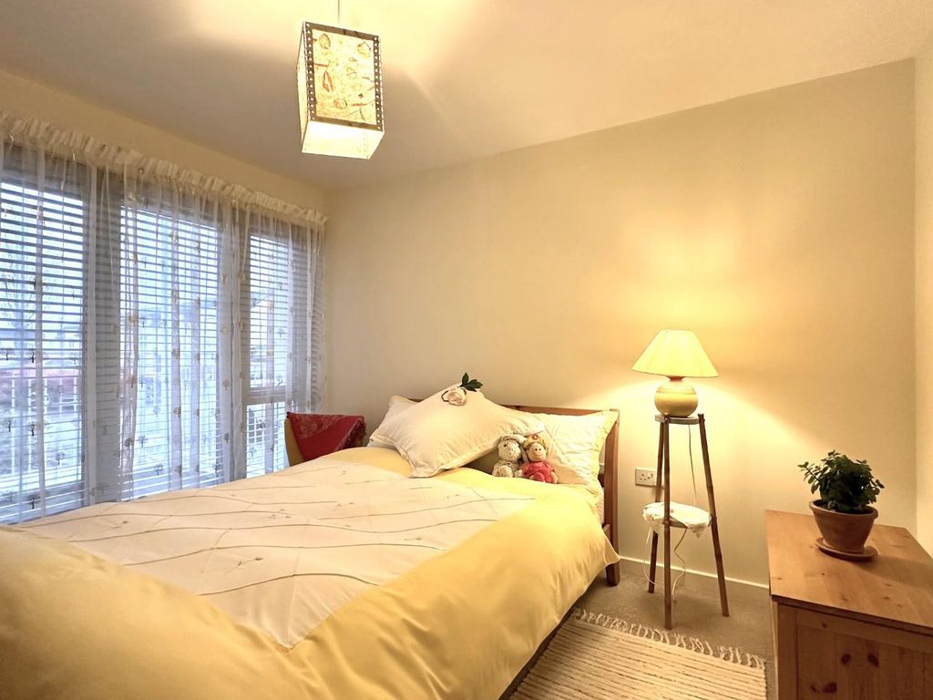 Additional image 7 of 2 bed flat for saleWain Close, Penarth CF64