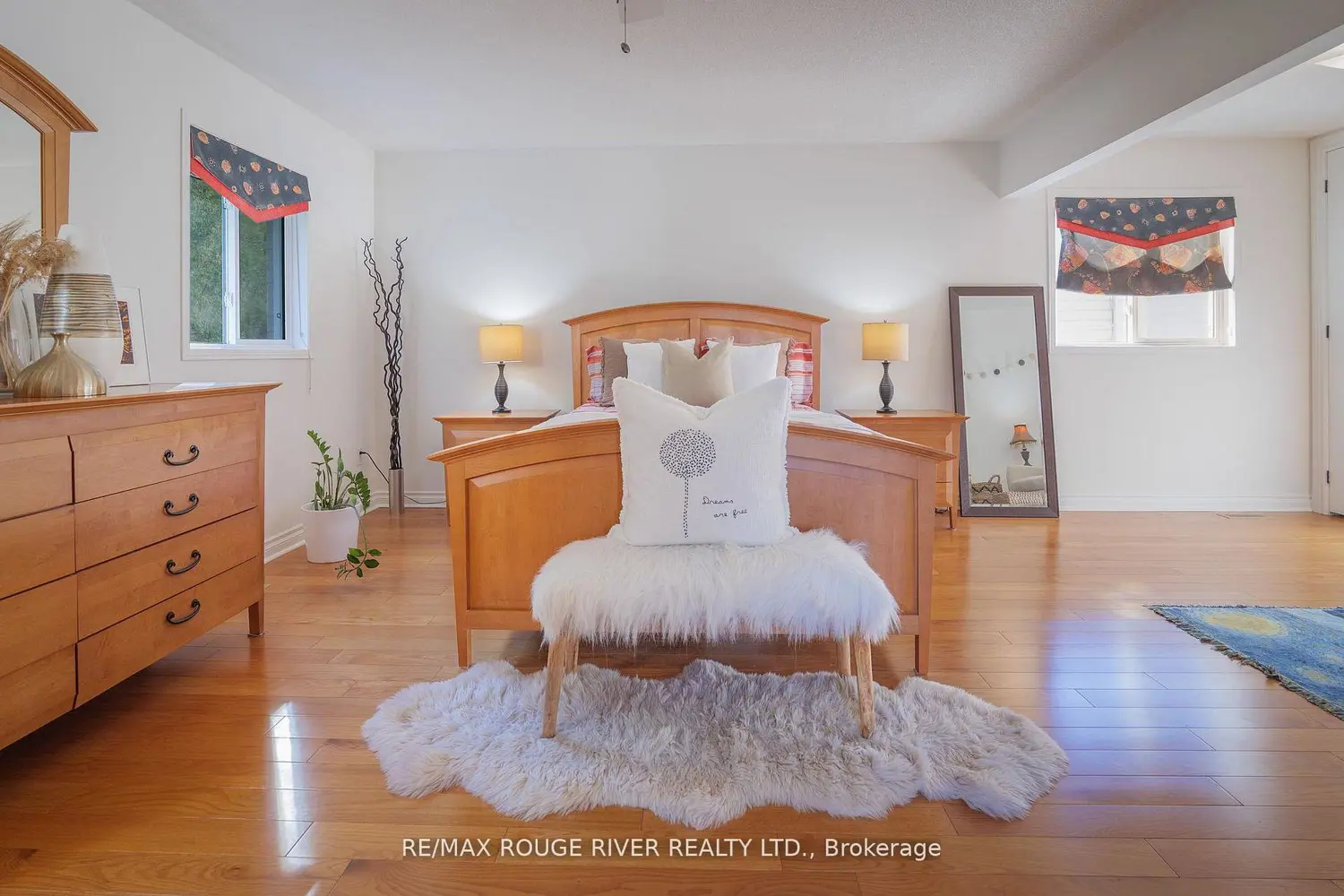 Additional image 10 of 433 Woodsmere Crescent