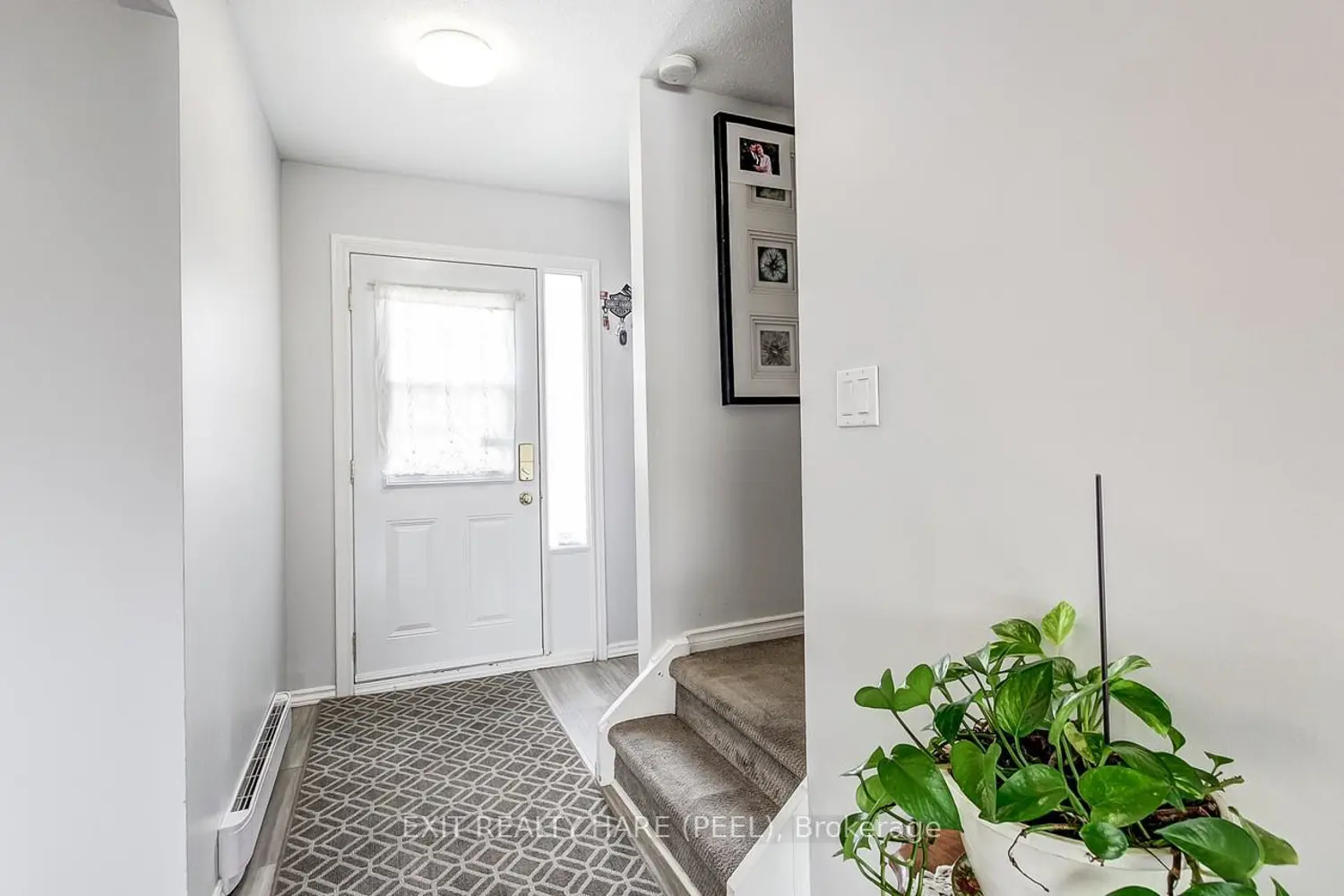 34 Kingham Road photo 3