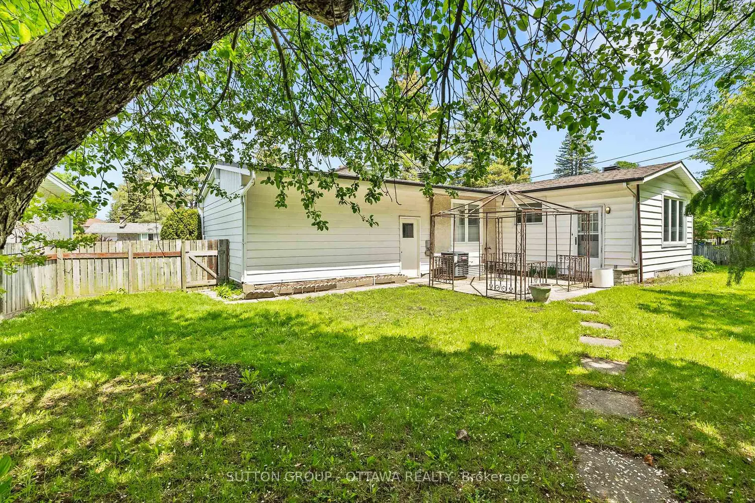 Additional image 17 of 45 Larkspur Drive