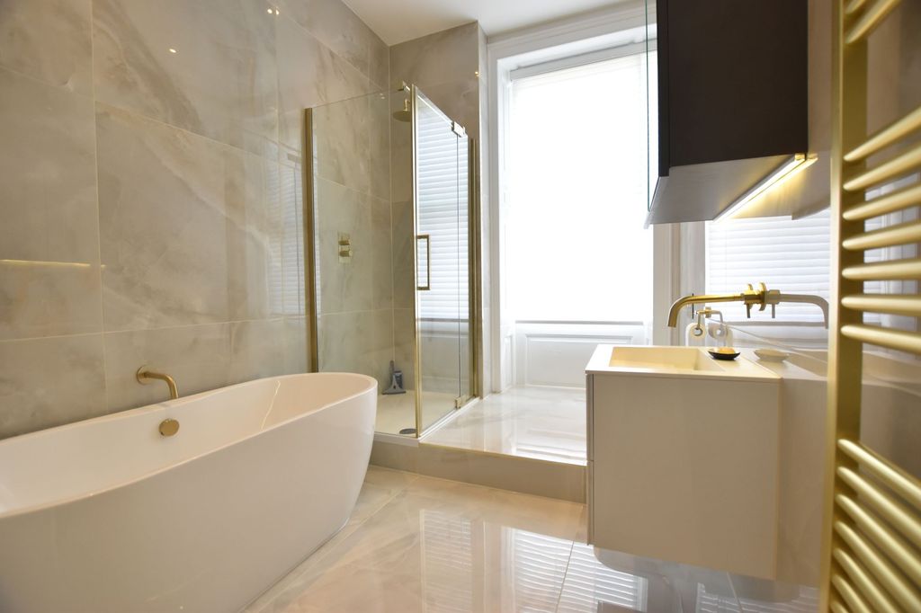 Additional image 3 of 1 bed flat for saleChalk Lane, Epsom KT18