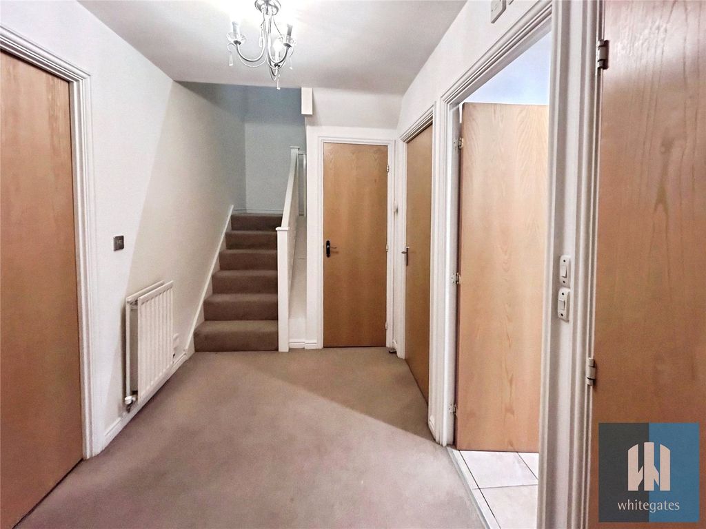 Additional image 6 of 2 bed flat for saleHalifax Road, Lindley, Huddersfield HD3
