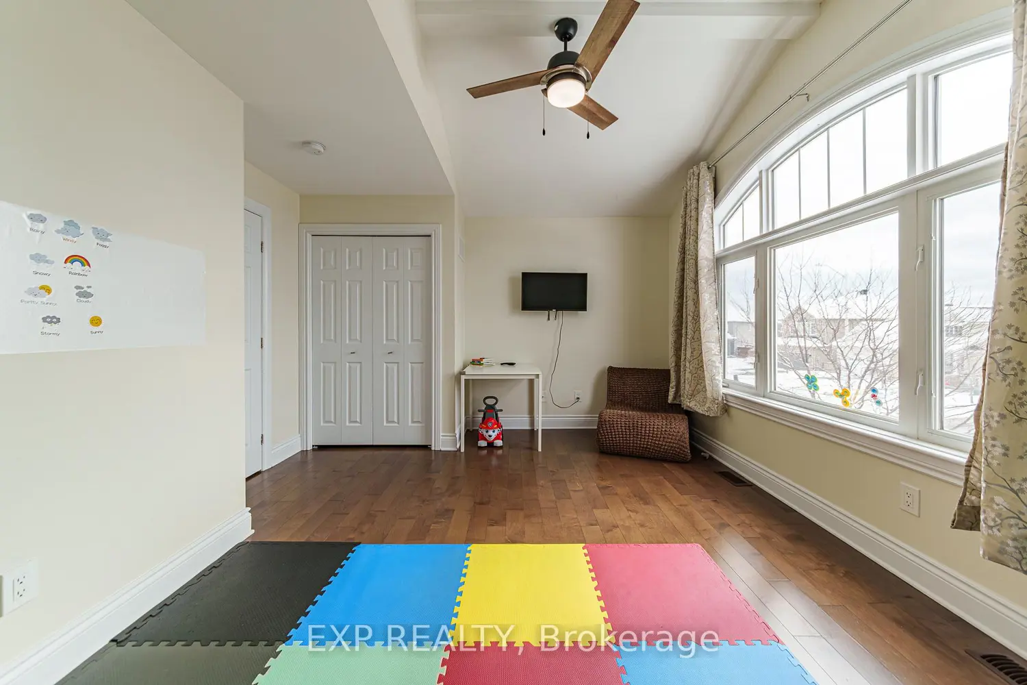 Additional image 14 of 106 Bert Hall Street