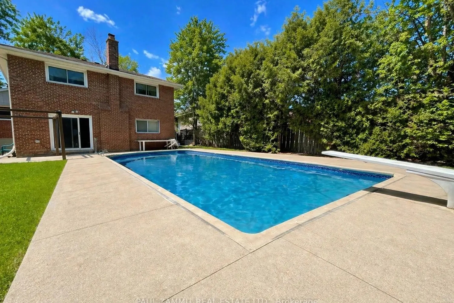 Additional image 15 of 27 Ladyslipper Court
