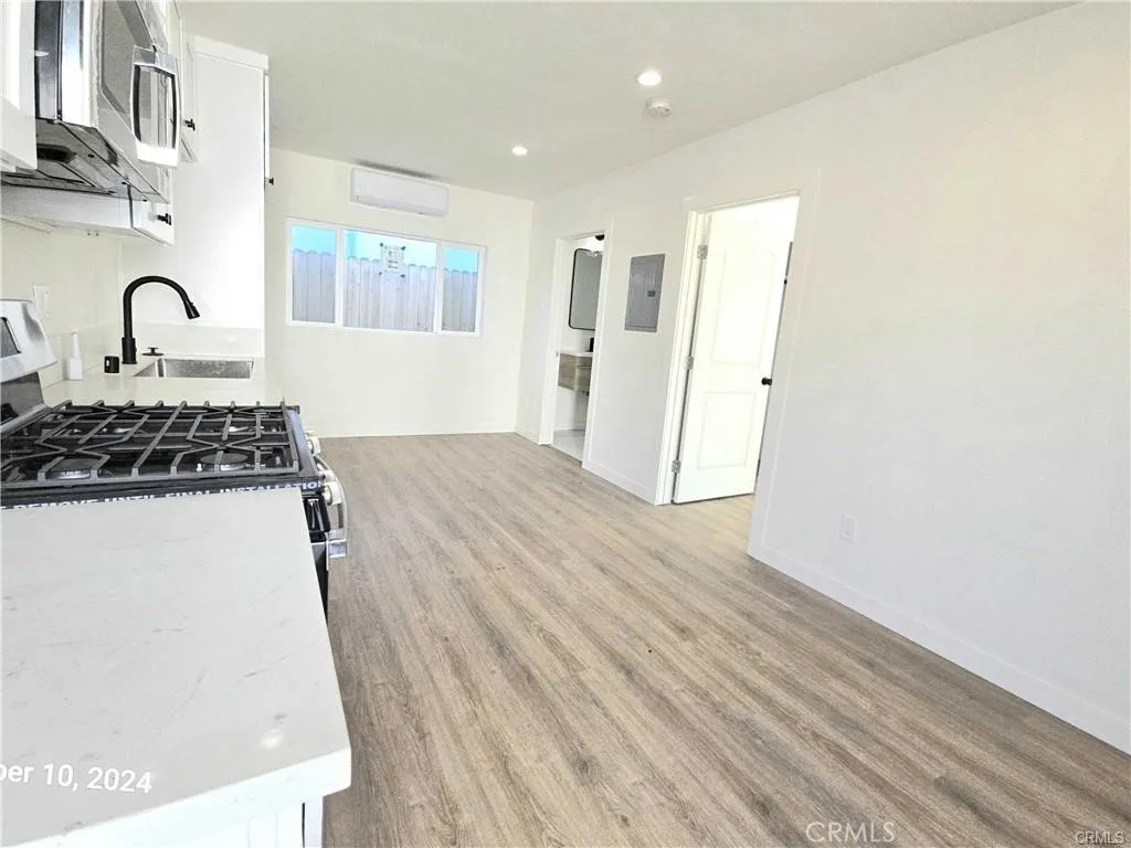 Additional image 3 of 8524 Beverlywood Street Unit 8524 1/4, Los Angeles, CA 90034