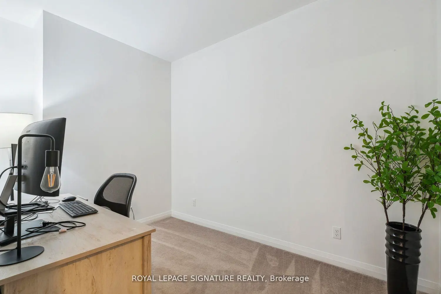 Additional image 3 of 54 Koda Street 205