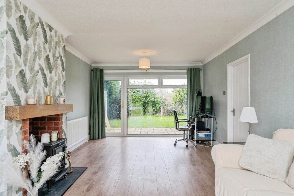 Additional image 4 of 4 bed detached house for saleSt. Pauls Gardens, Little Sutton, Ellesmere Port, Cheshire CH66