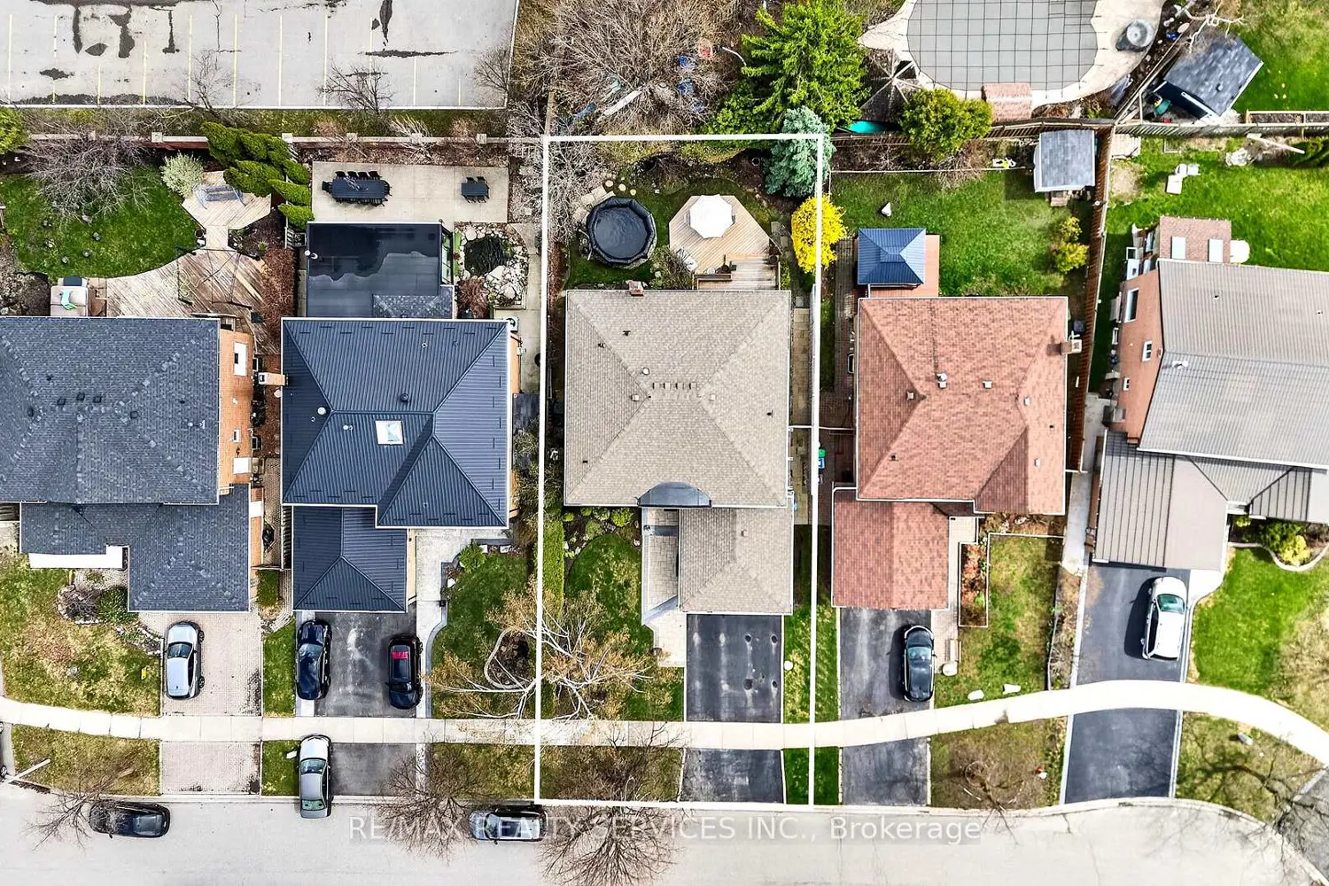 52 Nottingham Crescent