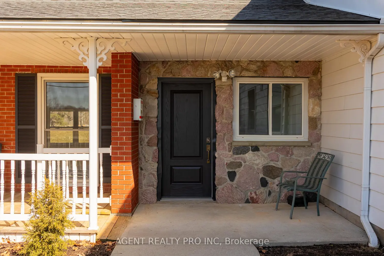 24264 Coldstream Road photo 4