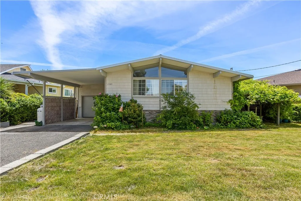 Additional image 3 of 2549 Lagoon Dr, Lakeport, CA 95453