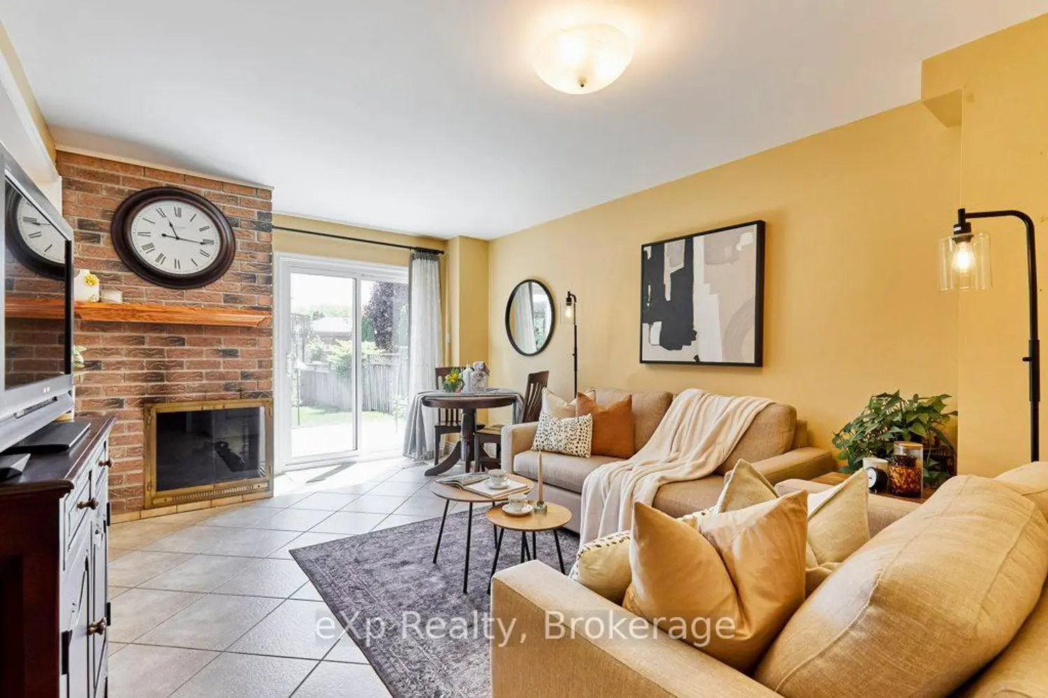 30 Rosewood Court photo 3