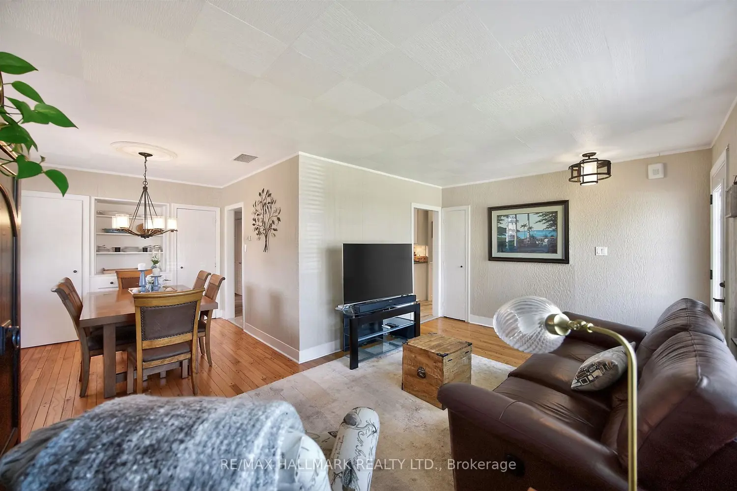 84 Park Drive photo 3