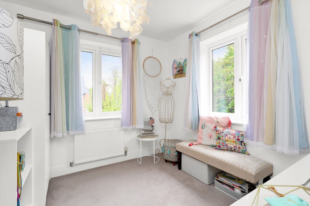 Additional image 13 of 5 bed detached house for saleBridges Avenue, East Molesey, Surrey KT8