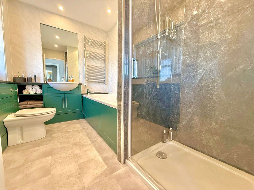 Additional image 15 of 6 bed detached house for saleLowther Road, Dunstable LU6