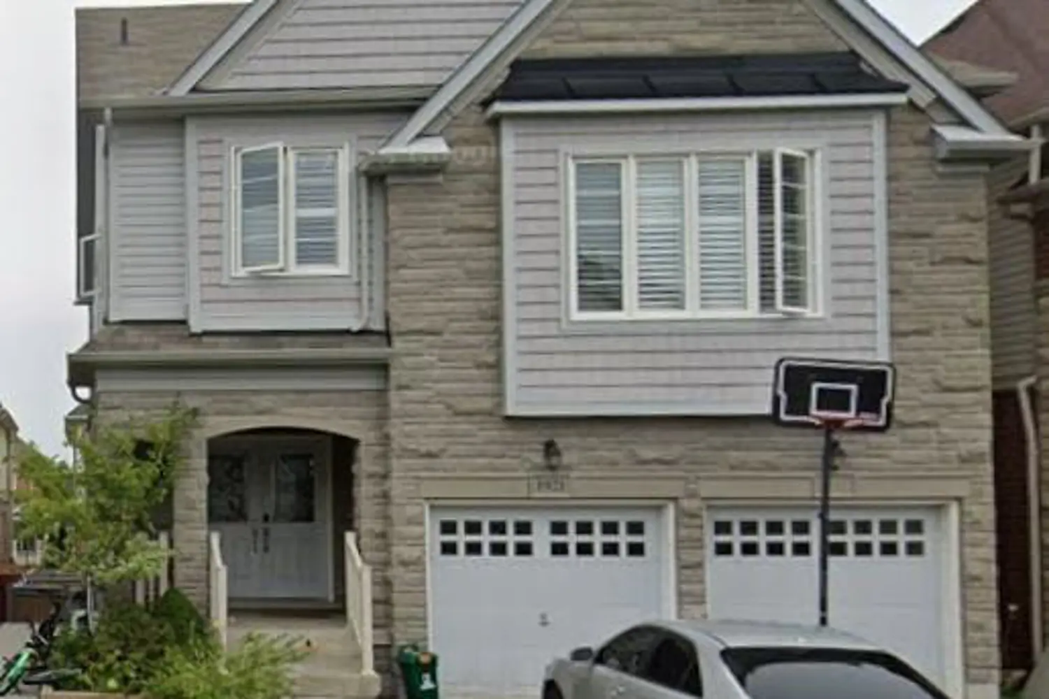 1921 Cocklin Crescent