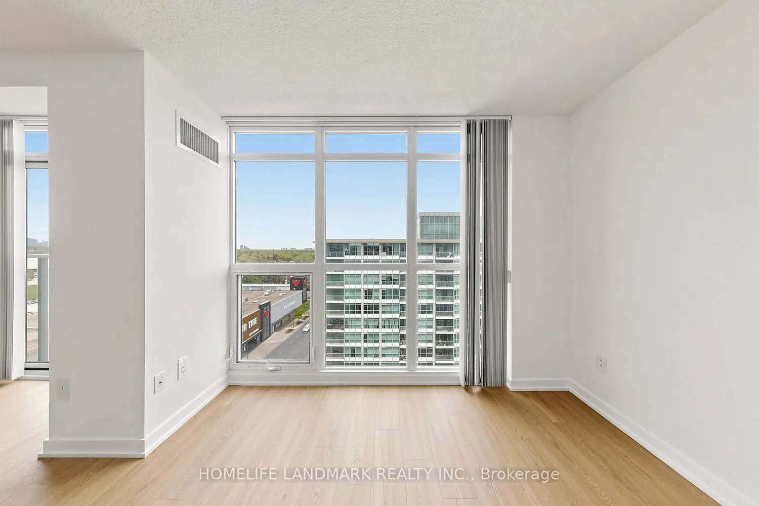 Additional image 6 of 19 Singer Court 1509B