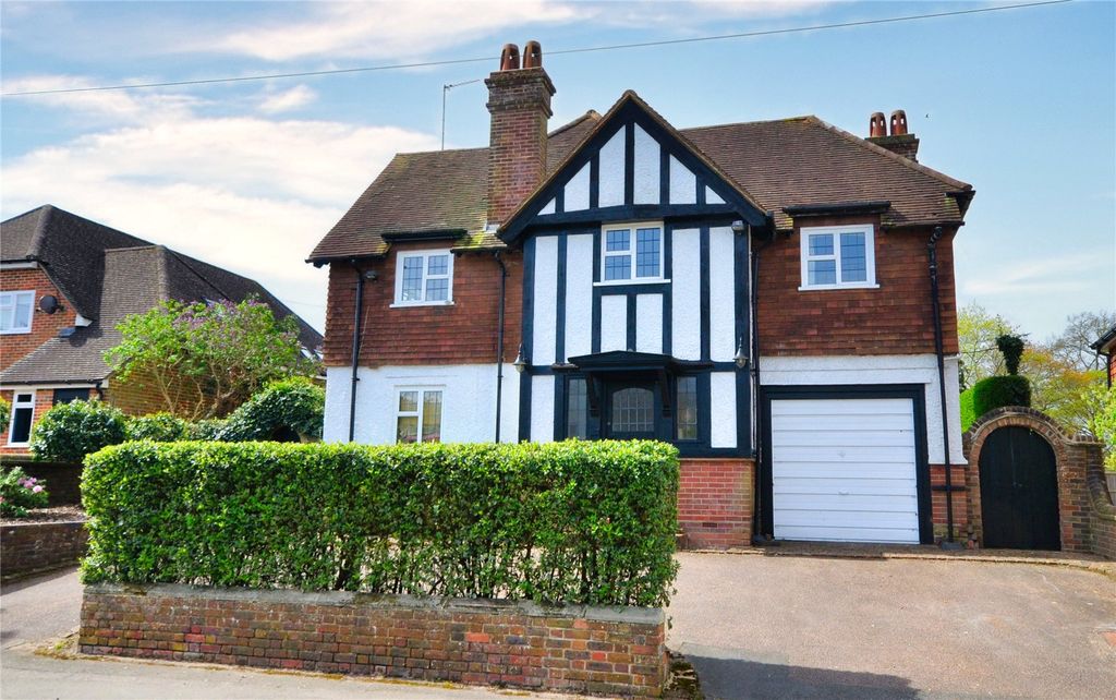 5 bed detached house for saleEast Grinstead, West Sussex RH19