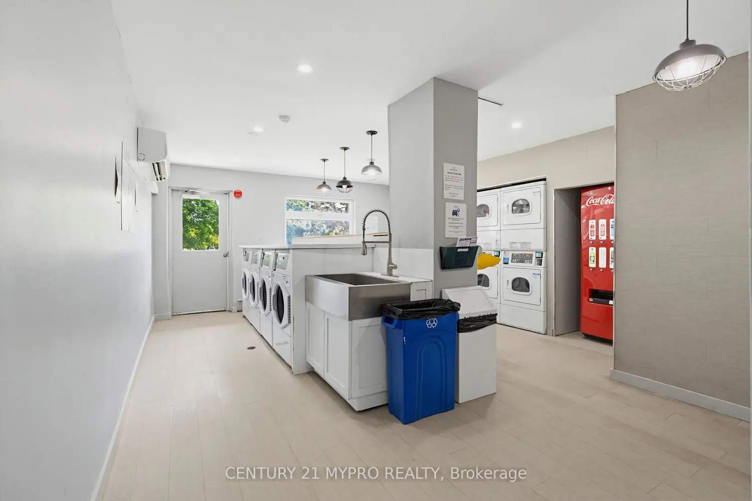 Additional image 12 of 563 Mornington Avenue 708