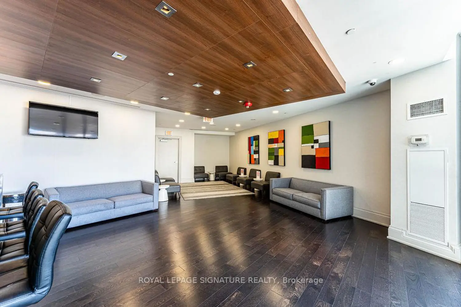 Additional image 17 of 20 Bruyeres Mews 501