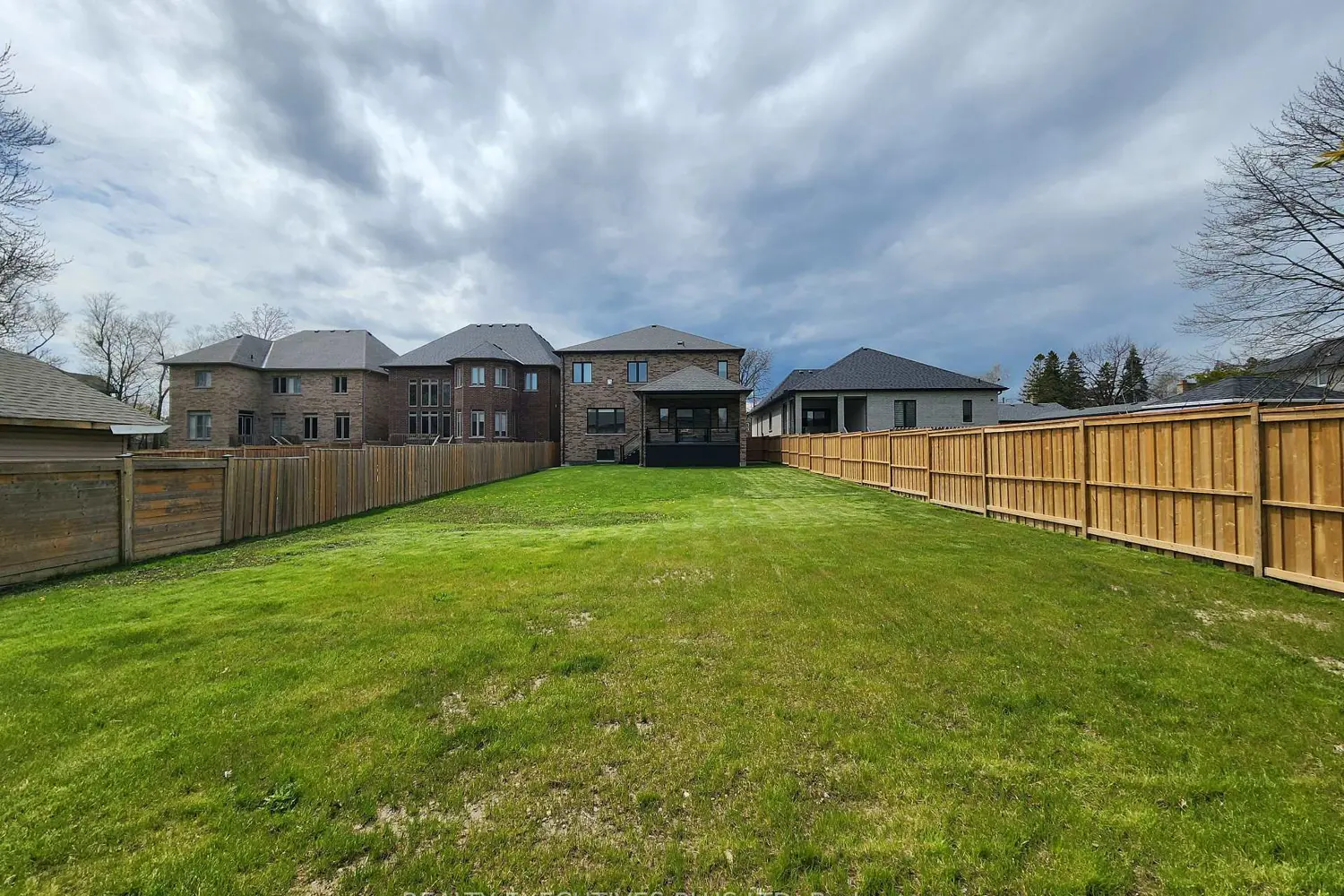 Additional image 17 of 1771 Woodview Avenue