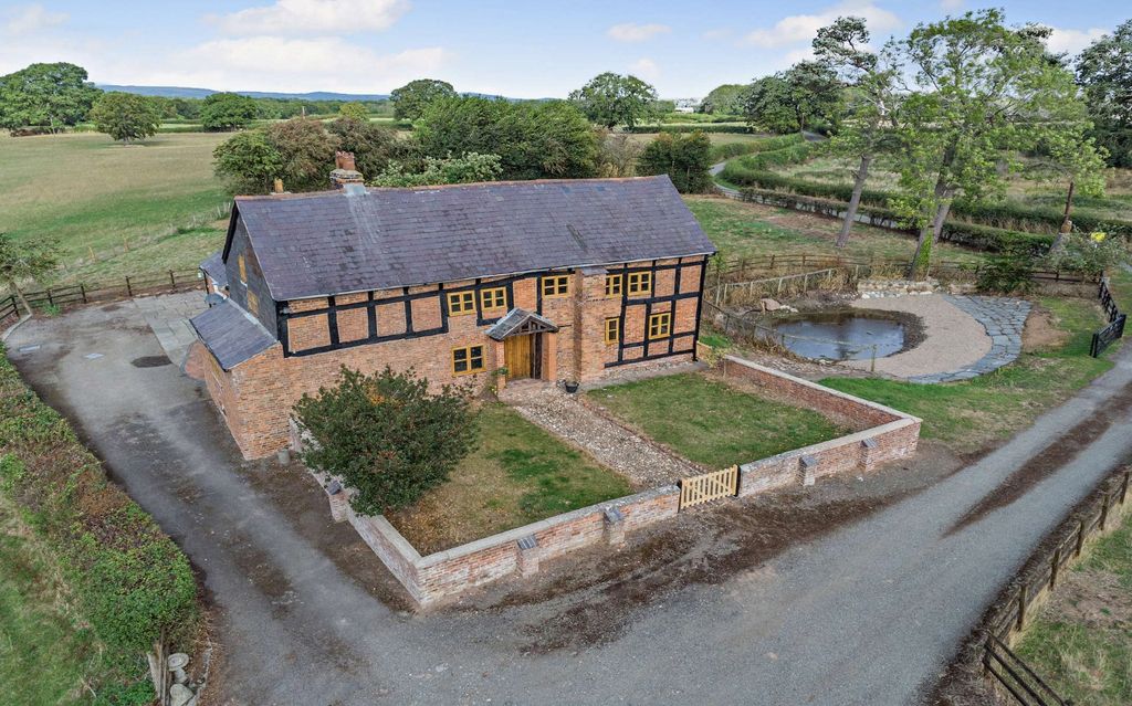 3 bed detached house for saleCoptiviney, Ellesmere, Shropshire SY12