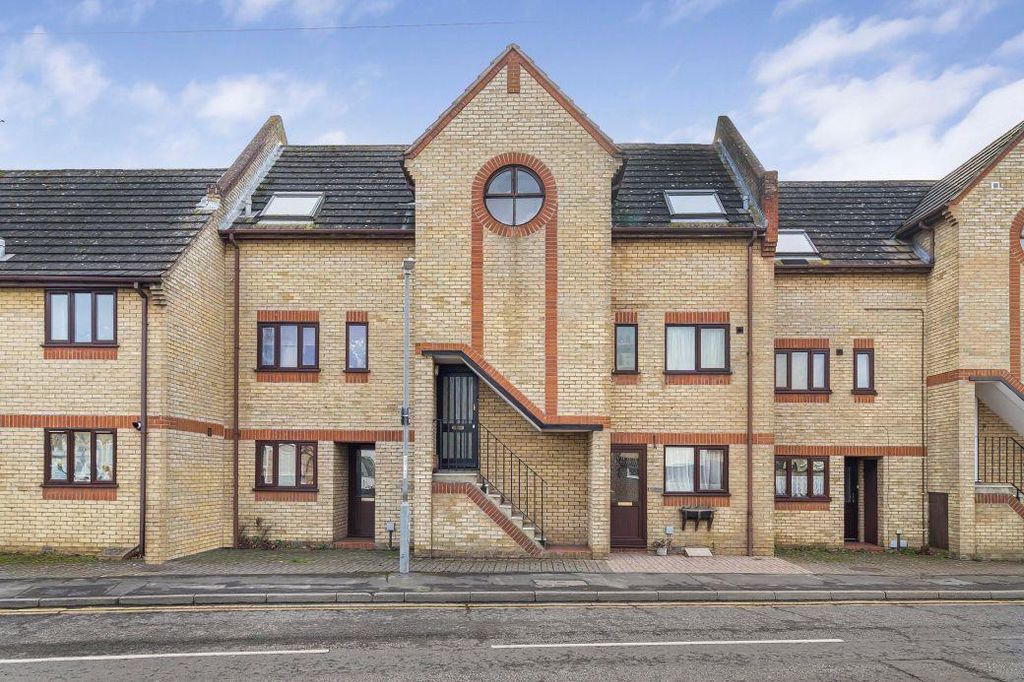 2 bed flat for saleBrays Lane, Ely CB7